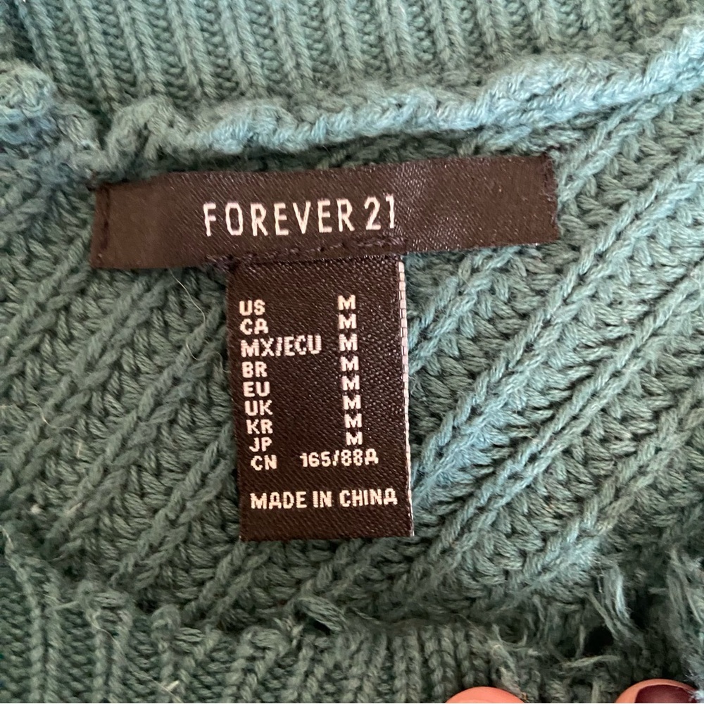 Forever 21 Green and Teal Distressed Cropped Sweater, Women’s size M - Picture 5 of 5